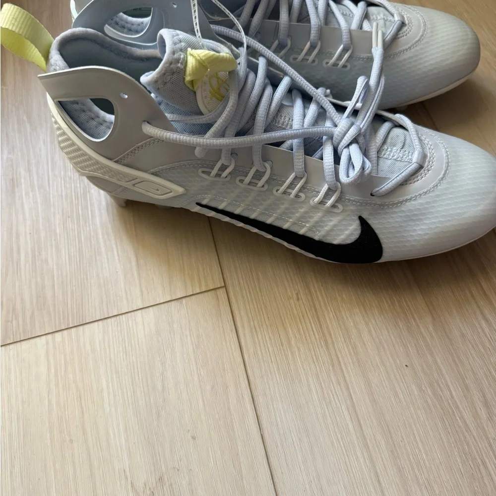 Nike Adult Huarache 9 Elite Low LAX SE CLEATS Size 9.5